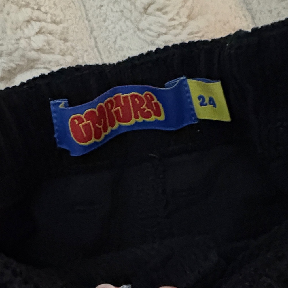 Empyre Black Kids Shorts 24 - Picture 2 of 4